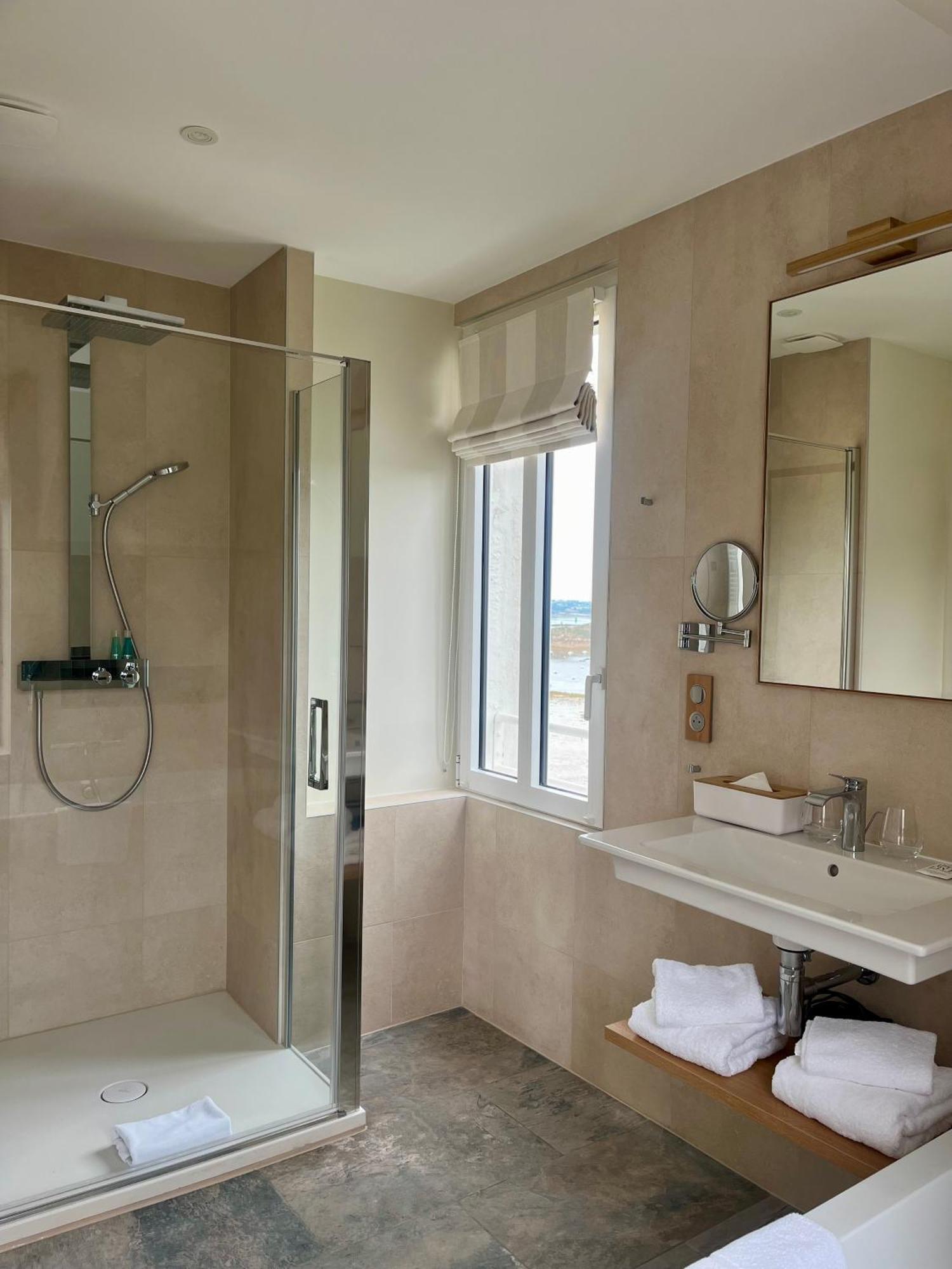Logis Hotel De Carantec Ngoại thất bức ảnh